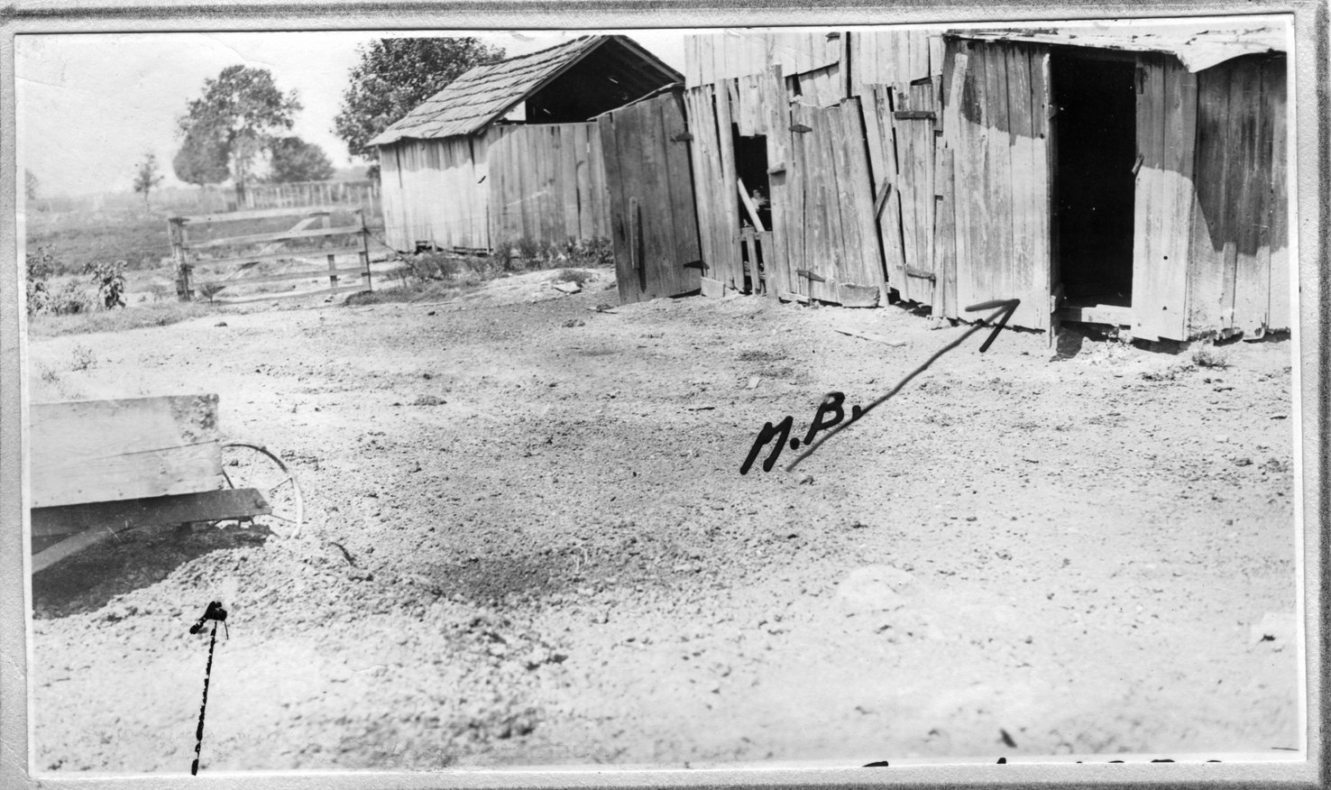 140~R. B. McClure Barn and Premises.jpg